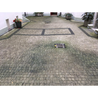 vyčištění kamenné dlažby vnitřního traktu domu